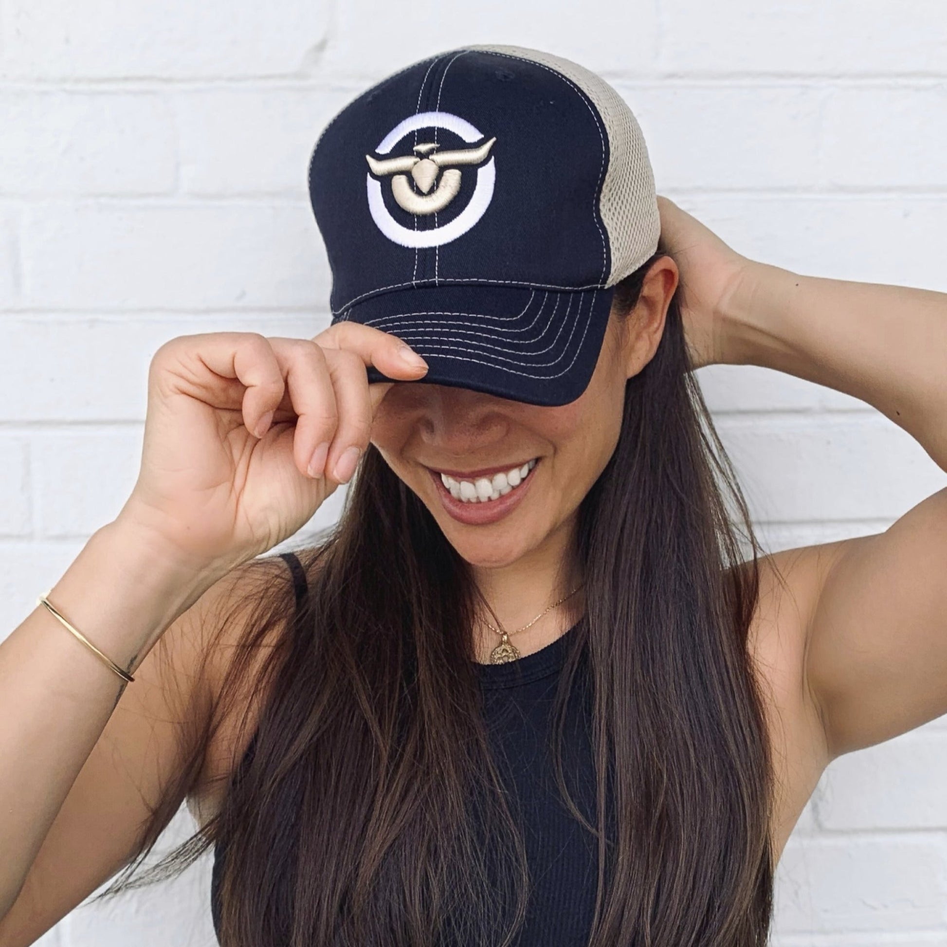 Fitted Cap in Navy/Stone